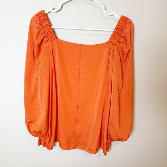 Revolve 1 State Orange V-Neck Top with flowy sleeves. Size M - Picture 7 of 9